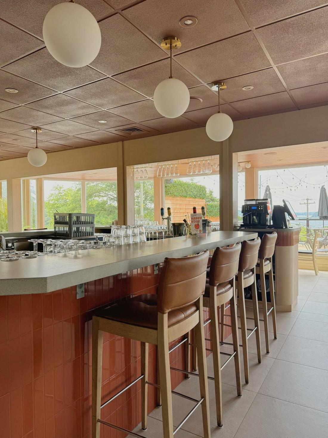 Auberge Le Parasol Saguenay Exterior photo